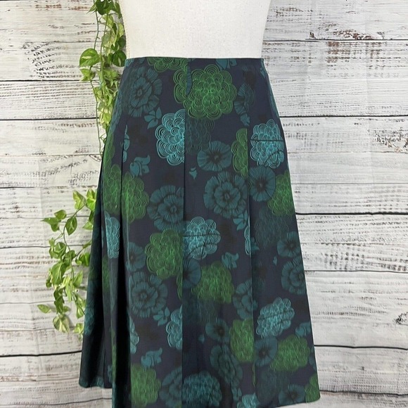 Liz Claiborne Skirt size 4 Blue Green Floral Knee Pleated A Line Tropical Modest - Picture 4 of 11